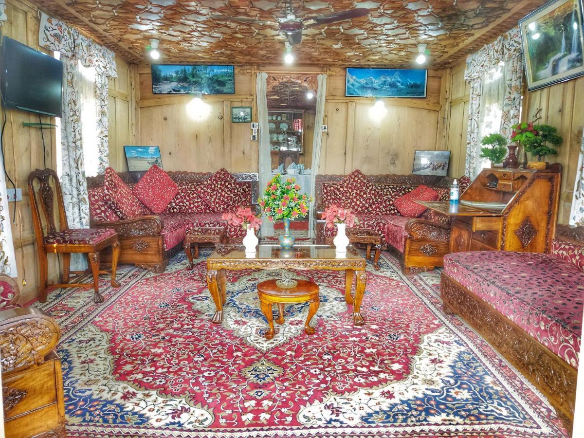 Raja'S Palace Houseboat - Kashmir Srīnagar Kültér fotó